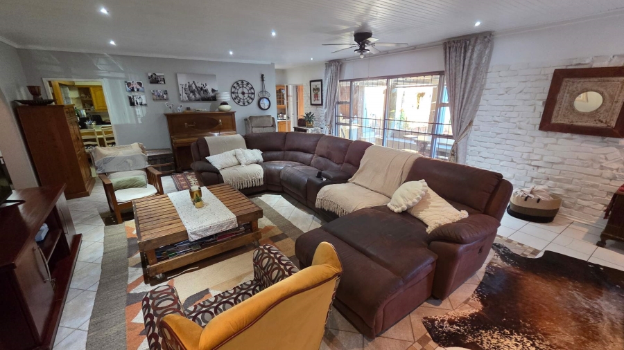 4 Bedroom Property for Sale in Universitas Free State